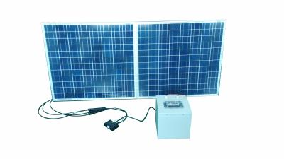 Chine 24V kit solaire, batteries d'ion de lithium de 100AH 24V pour le stockage solaire avec le contrôleur de charge, le panneau de picovolte et l'inverseur à vendre