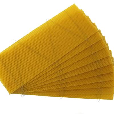 中国 National Beehive Brood Wired Beeswax Foundation Sheets Wired Brood Foundation Sheets 販売のため