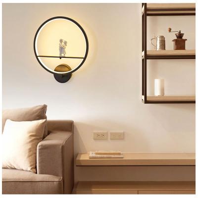 China Modern Indoor LED Living Room 19W Ceiling Wall Lights Creative Modern New Style LED Wall Lamp Angel Lovers Wall Lamp Bedroom en venta