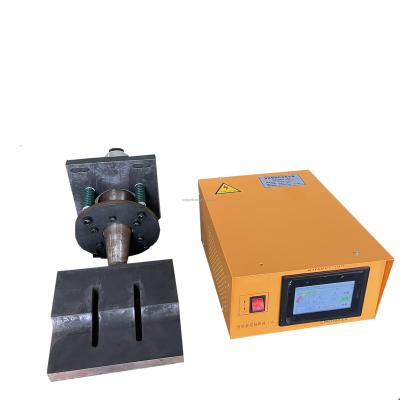 China Durable Horizontal Type Ultrasonic Welding Generator 20khz 18khz 15khz For Ultrasonic Machine for sale