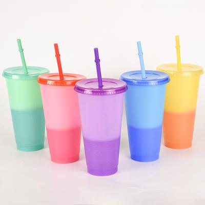 China Meet The Ice Drink Will Change Color High Quality LOGO Plastic Sustainable Use 24OZ Low MOQ Shiny Cold Color Changing Coffee Mug For Cold Coffee And Tea for sale