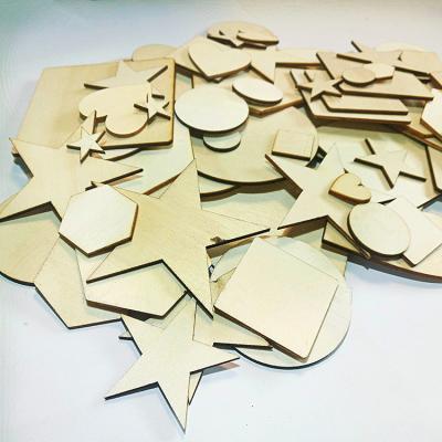 China China DIY Handmade Laser Cutting Custom Wood Scraps About Love, Round, Five-pointed Star, Hexagon Square Shape for sale