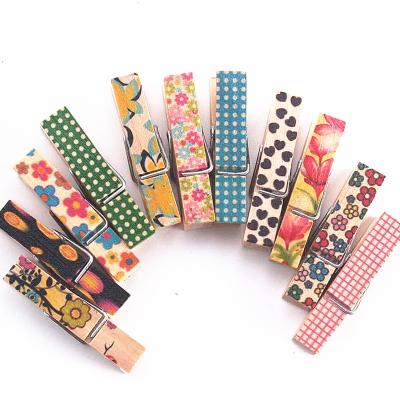 China Europe 50pcs Mini Wooden Natural Clip Pack Custom Made DIY Small Wedding Party Natural Clips Office Supplies for sale