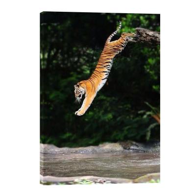 China New Classic/Postmodern Animal Tiger Jump In The Water Artwork Luxury Wall Art Decor For Living Home Posters Pictures Canvas Paintings for sale