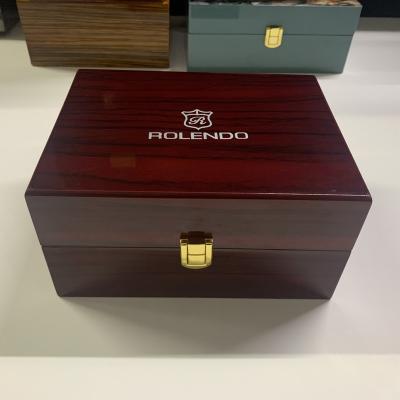 China High Quality Eco-friendly Watch Box Customize Watch Packaging Box Luxury Black Wooden Watch Box for sale