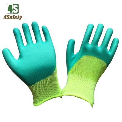 China 4SAFETY 13g Green Polyester 1/2 Liner Breathable Latex Foamed Breathable Gloves for sale