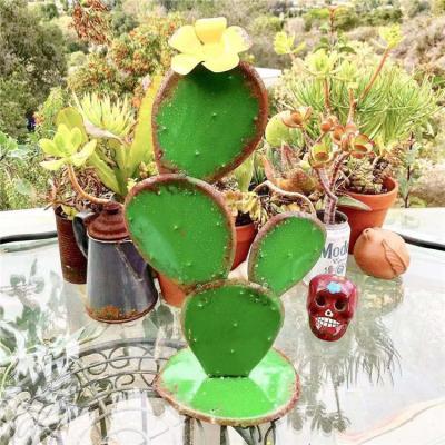 China Art Cactus Plant Decor Wrought Iron Art Displays For Home House Garden Imitation Decoration for sale