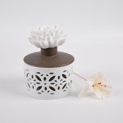 China Handmade Home Decoration Ceramic Flower Tubular Diffuser Diffuser for sale