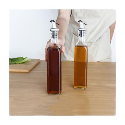 China Storage Convenience Hot Sale at Low Prices Reusable Glass Oil Bottles for Olive Oil Storage for sale