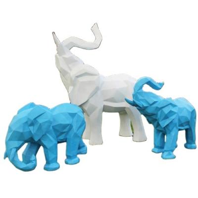 China China Geometric Resin Customized Large Size Garden Sculpture Animal Statue for sale