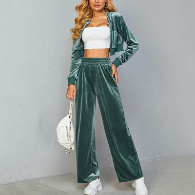 China QUICK DRY velor Hoodies and velor sweatpants 2 piece set crop velor jacket and pant set velor tracksuit for sale