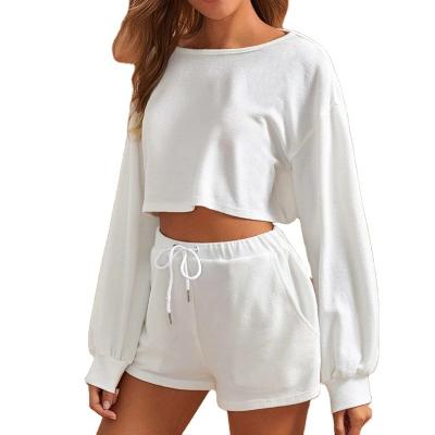 China 2021 Summer Main T-shirts Anti-pilling Long Sleeve T-shirt Crop Tops Women Shorts Two-Piece Set for sale