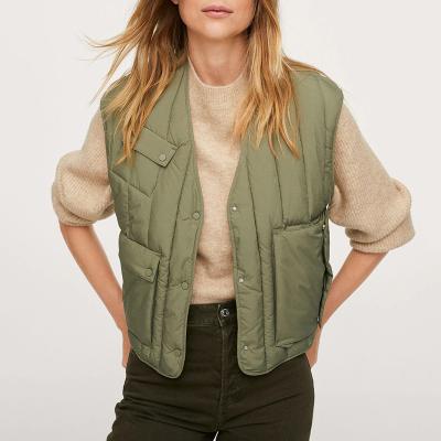 China Women's Anti-Wrinkle Pocketed V-Neck V-Neckline Label Waistcoat Quilted Sleeveless Khaki Lightweight Custom Made Vest Jacket for sale