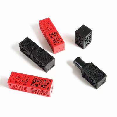 中国 Lipstick Box Lip Gloss Lipstick Display Stand With Capsule 4ML Lipstick Tube Packaging Custom Squeeze 販売のため