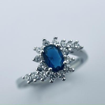 China Custom Round Romantic Topaz Natural Gemstone Big Stone Swiss Blue Ring Women Sgarit Jewelry Ring 18K Gold for sale