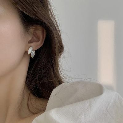 China Long Color Keeping Korean Fashion Earrings Trend 2021 S925 Silver Needle Gold Foil Stud Earrings for sale