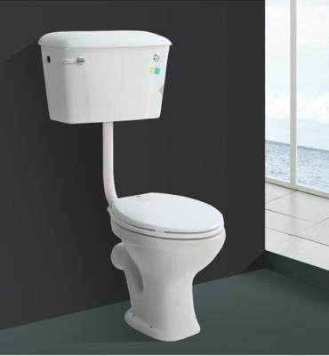 China 520mm de Val ZijdieVloed van Hung Toilet P van de 2 stukmuur met Watertank wordt verdeeld Te koop