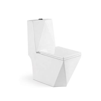 China Diamond Shape Conjoined Toilet One-Stukwas onderaan s-Val Ceramisch Toilet Te koop