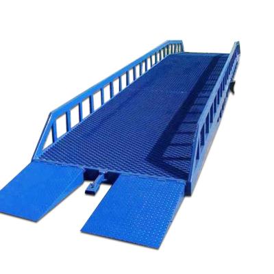 China Hot Selling Safety Easy Convenience Operation Hydraulic Container Lift 10t Mobile Hydraulic Dock Ramp For Forklift for sale