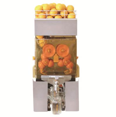 China 2021 new arrival high quality small size hotel subway station shopping mall mini fresh orange juicer squeezed machine for orange juice for sale