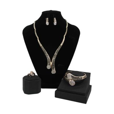 China Environmentally Friendly China Jewelry Wholesale Fashionable Four Pieces Of Christmas Jewelry Gift Set for sale