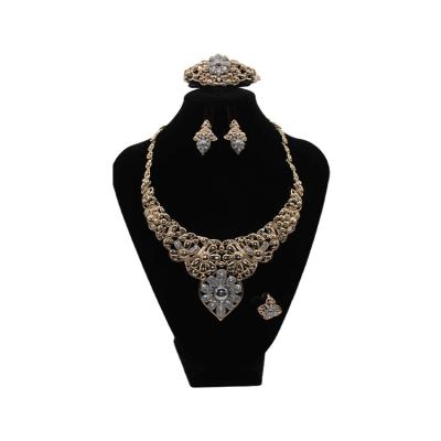 China 2021 Environmental Friendly China Made Elegant Costume Four Piece Jewelry Set Women Jewelry Set for sale