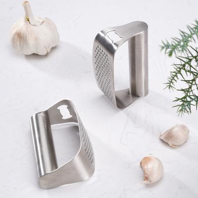 China Amazon Garlic Press Stainless Steel Sustainable Hot Selling Garlic Presses For Home Kitchen for sale