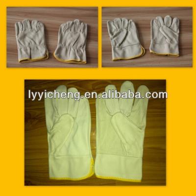 China Welding of cowhide gloves for sale