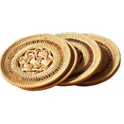 China Sustainable Non-Slip Heat Resistant Double-Stranded Braided Dining Mats Brown Round Hollow-Out Table Mat Woven Placemats for sale