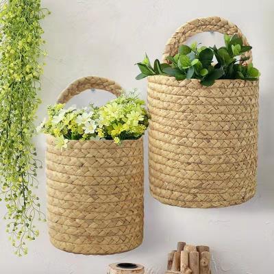 China Sustainable Hot Selling Hanging Garden Decoration  Planter Flower Straw storage basket for sale