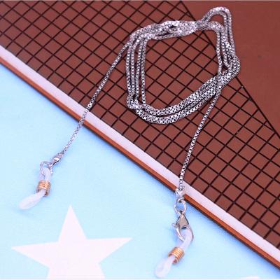 China Environmental Friendly Quality Metal Stainless Steel Box Chain Glass Sunglasses Chains for sale