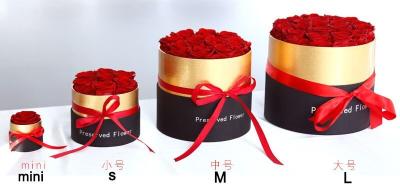 China Preserved flowers gift boxes luxury gift preserved roses round box flower gift box with ribbon for sale