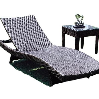 China Modern Outdoor Rattan Sun Chaise Lounge Chair For Garden Beach And Swimming Pool Tan Outdoor Pool Chairs for sale