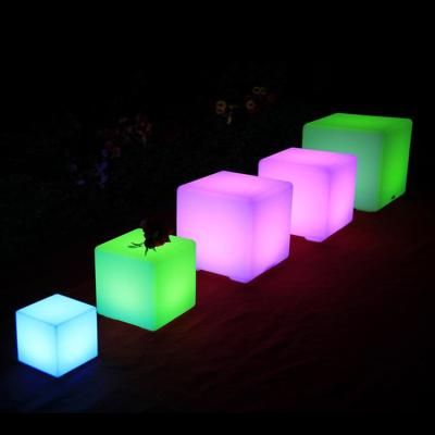 China Wholesale Eco-friendly Material RGB Rotation Mount 16 Colors Change LED Decoration LED Light Cube for sale