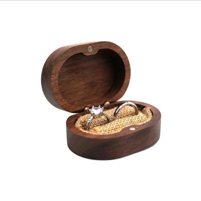 China Storage Box Customize Modern Design Portable Wood Necklace Jewelry Storage Rack Luxury Wedding Packaging Ring Box for sale