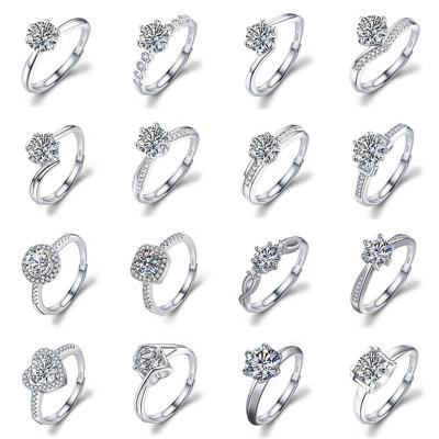 China TRENDY Fashion Couple Wedding Platinum Zircon Good Bling Women Love Rings For Women Men Jewelry for sale