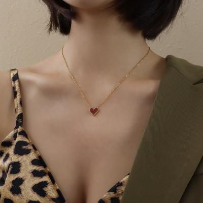 China New FASHIONABLE Minimalist Non Tarnish 18K Gold Plated 2022 Stainless Steel Red Heart Choker Necklace Women Acrylic Pendant Jewelry for sale