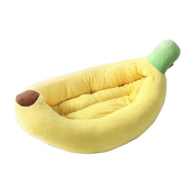 China New Breathable Popular Banana Shaped Cute Pet Bed For Cat And Dog for sale