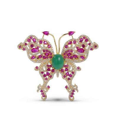 China Luxury High End Design 18K Gold Plated Elegant Ceremonial Women Jewelry Butterfly Brooch for sale