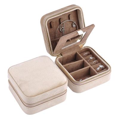 China Leather Box Travel Velvet Necklace Ring Earring Jewel Jewelry Case Low Low Moq Jewelry Gift Box Organizer Case Small for sale