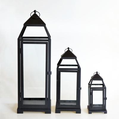 China European style classic home decoration home decor most popular European metal lantern candle holder for garden deco for sale