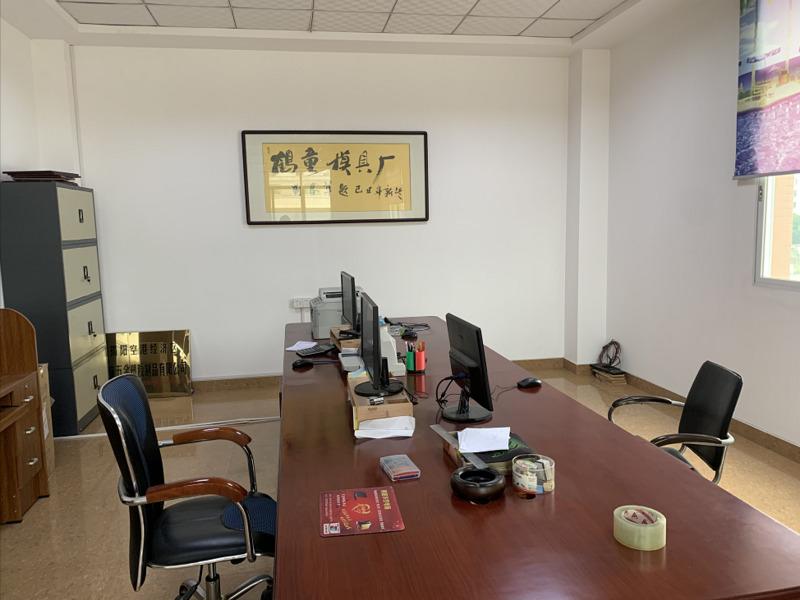 Verified China supplier - Jieyang Airport Economic Zone Hetong Mold Factory