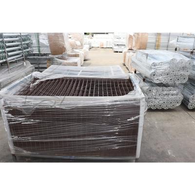 China High Quality Easily Assembled Garden Fence Commercial Galvanized Steel Eelded Curved 3D Wire Mesh Fence for sale