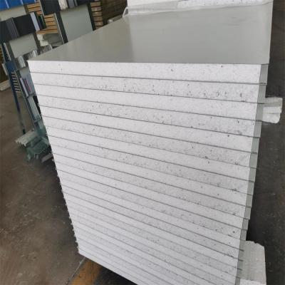 China Easy Install Metal Foam Panels for Weatherproof Roof and Exterior House Insulation for sale