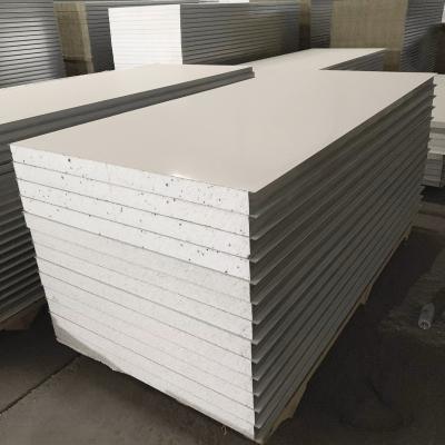 China Modern Warehouse Design 50mm EPS Sandwich Panel met PU XPS PIR Aluminium Foam Kernen Te koop