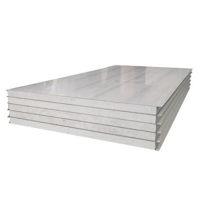 Cina Pannello non metallico Macchina di spruzzatura di colla EPS moderna per isolamento dei magazzini Pannello sandwich XPS Core Pannello metallico Casa Grp Pannello prefabbricato in vendita