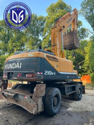 Cina 210W-9 Classical Hyundai Used Wheel Excavator Originale dal Giappone 21Ton Wheel Excavator in vendita