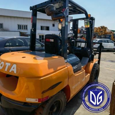 China 4t 8FDA40 Toyota Gebraucht-Forklift leistungsstarke Gebraucht-Forklift Hydraulikmaschine zu verkaufen