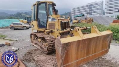 Chine D5GXL Dozer de la chenille utilisée Bulldozer hydraulique avec une puissance merveilleuse à vendre