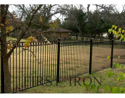 China Easily Assembled Single Iron Farm Fence , Galvanized Step Fence , Removable Iron Fence for sale